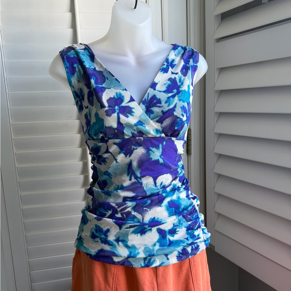 Y2K style Elle Blue and Purple Floral V-Neck Sleeveless Camisole
